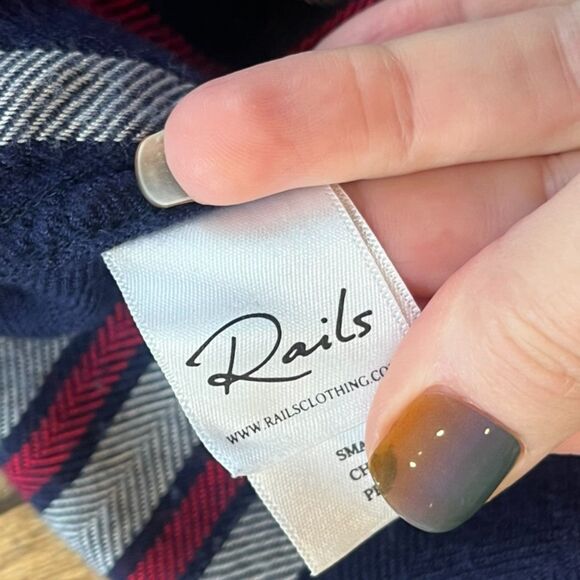 Rails Hunter Navy Blue Plaid Flannel Shirt Button Front Small $188 - Picture 7 of 9